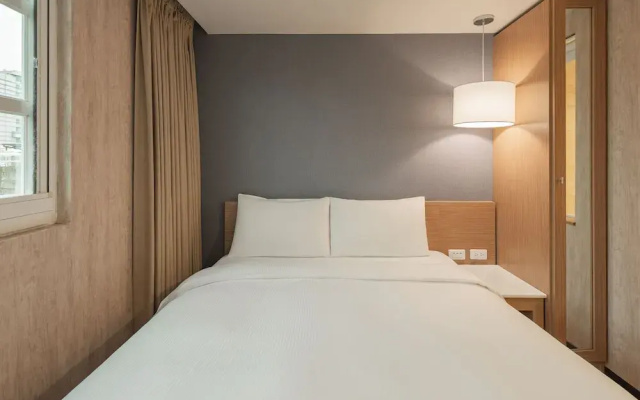 Kindness Hotel Tainan Chihkan Tower
