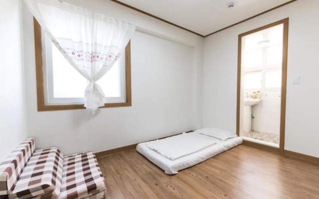 Kory Guesthouse