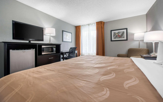 Quality Inn & Suites Brownsburg - Indianapolis West