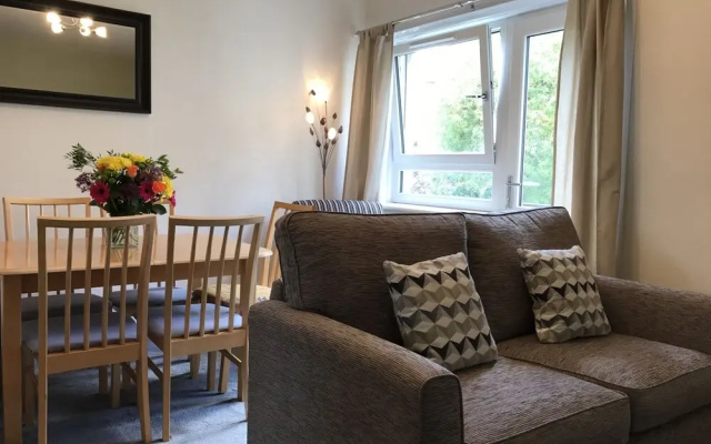 2 Chessels Court, Flat 3