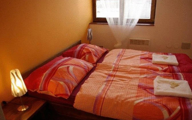 Penzion a Vinoteka Hrozen
