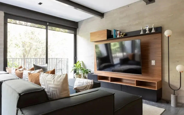 Capitalia Simply The Best Condo