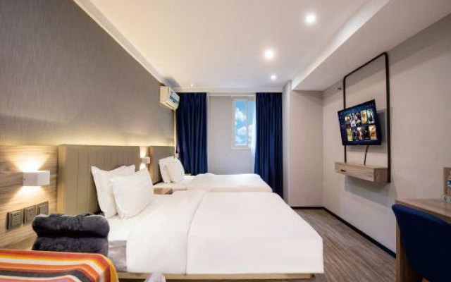 7 Days Inn (Chongqing Yuanjiagang Olympic Sports Center)