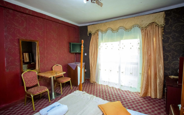 La Grand Chez Johnson Hotel Muyenga