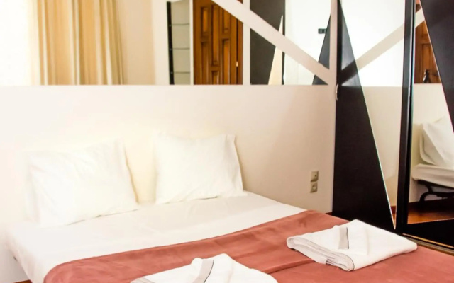 Bohemian Apartment - Center of Bucharest
