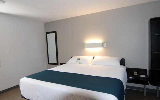 Motel 6 Saanichton, BC - Victoria Airport