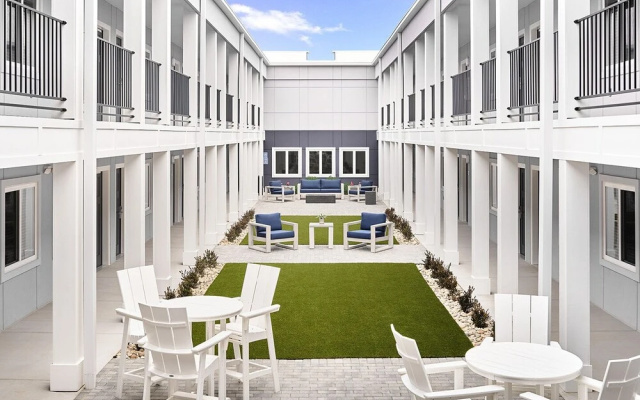 stayAPT Suites Port Arthur