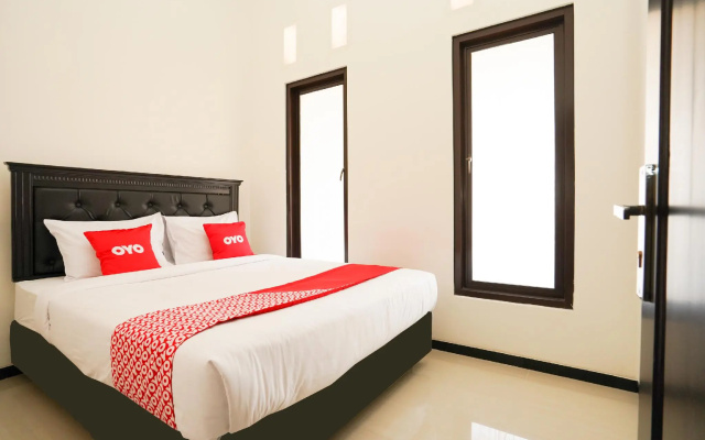 OYO Living 1743 Anie Residence