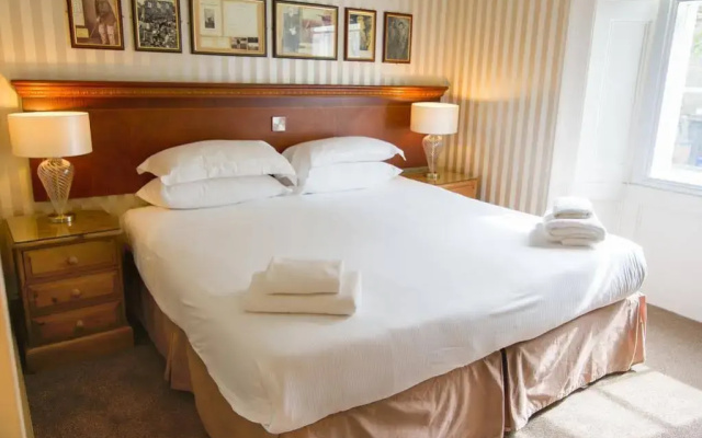 Ardgowan Hotel