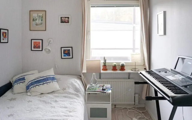 6 Person Holiday Home in Ekero-by Traum