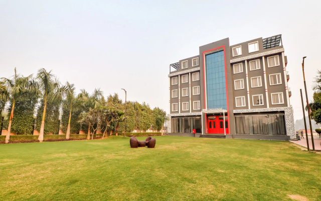 Super Townhouse Jashn