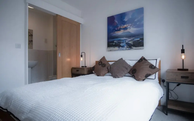 Fisherman's Way - 2 Bed Apt - SA1 Swansea