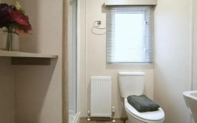 Coopers Beach 3-bed Caravan, Sleeps 8 & Pets Ok