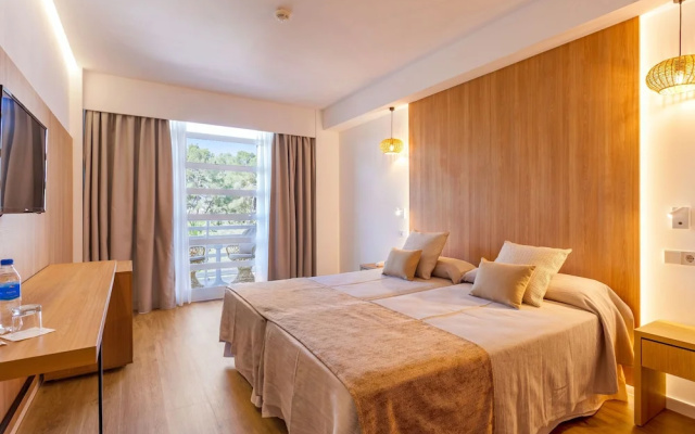 Ona Palmira Paradise Hotel