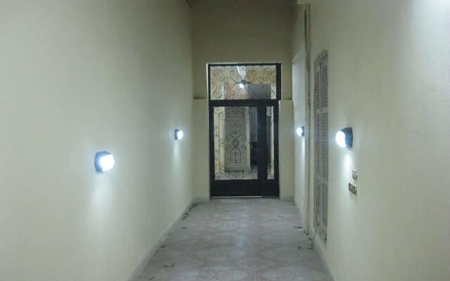 Three Bedroom Apartment With Pyramids View 2