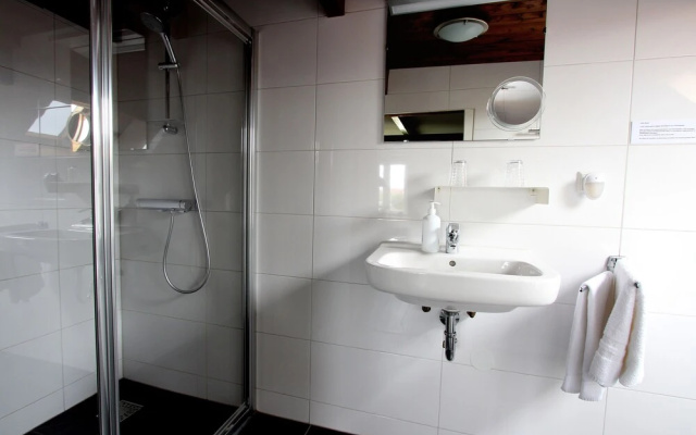 De Zilvermeeuw 2 Person Studio