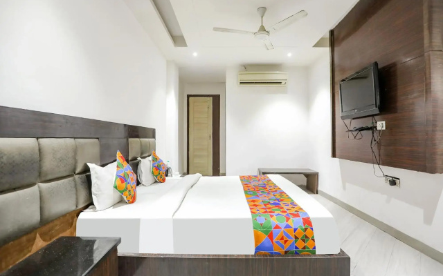 Capital O 464 Hotel Lotus Palace