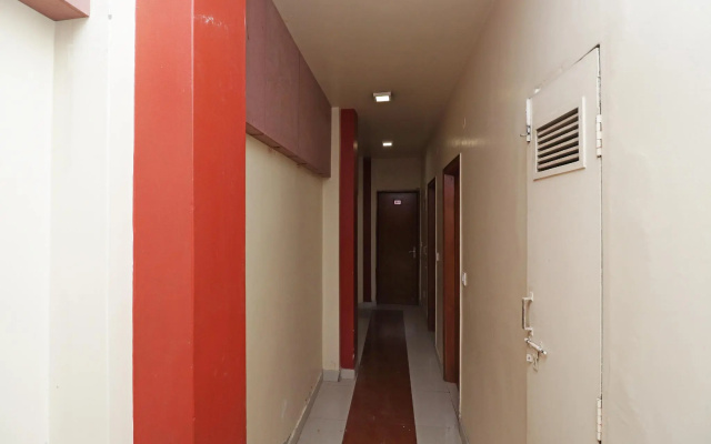 OYO 28063 Hotel Bombay Jewel Palace