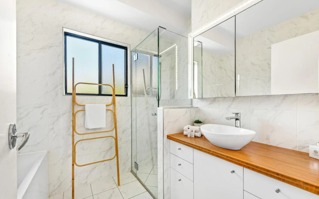 Mudjimba Shores-Coastal Bliss for Families & Dogs