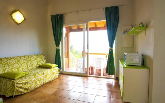 Apartment in Pinarellu Near Beach & Pool