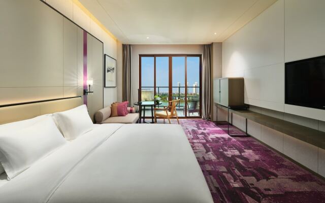 Crowne Plaza Wuxi Lake View 2