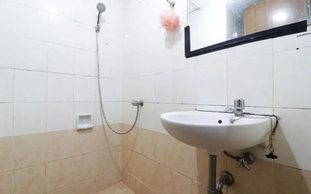 Rent House Center at Apartmen Mediterania by ZUZU