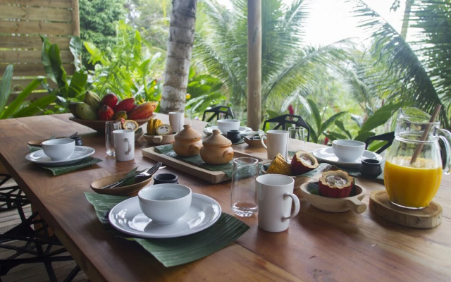 KA BRU River Villa