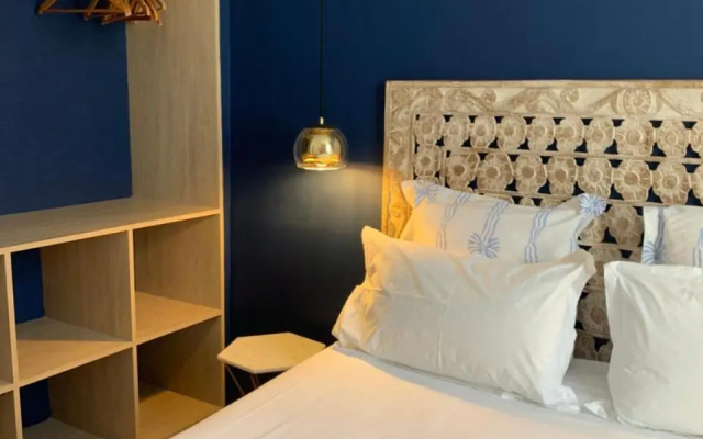Lumineux 2 Pieces Vieil Antibes (Adults Only)