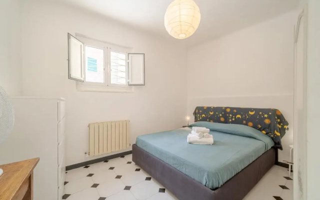 NEW!Apt 2 min walk from the Beach of Voltri