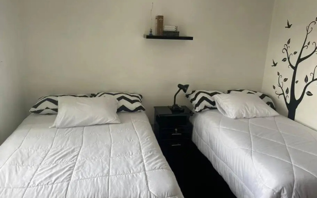 Casa 2 Pisos 100  Funcional En Cuenca Garantizado