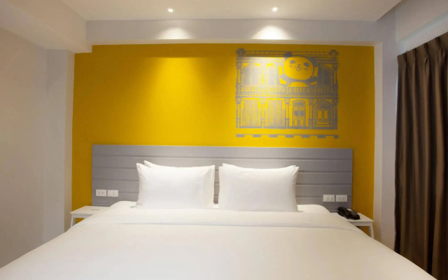 Отель Recenta Style Phuket Town