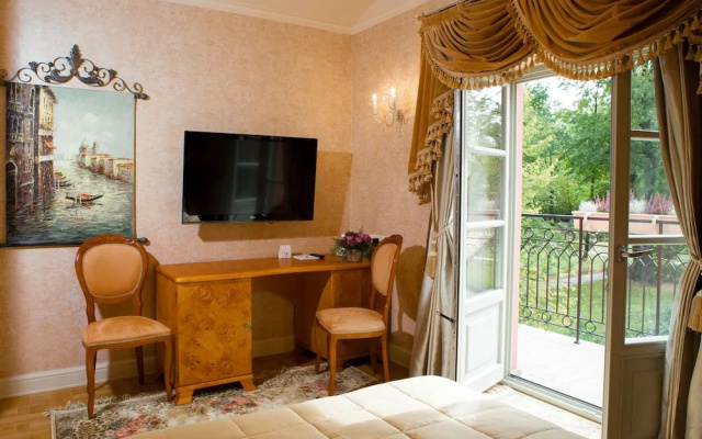 Willa Różana - Ormonde Resorts