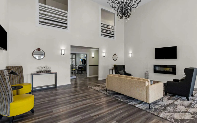 Best Western Plus Sherwood Inn & Suites