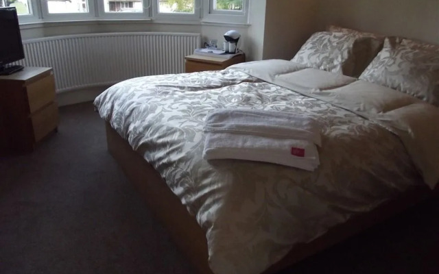 Broad Oaks B&B