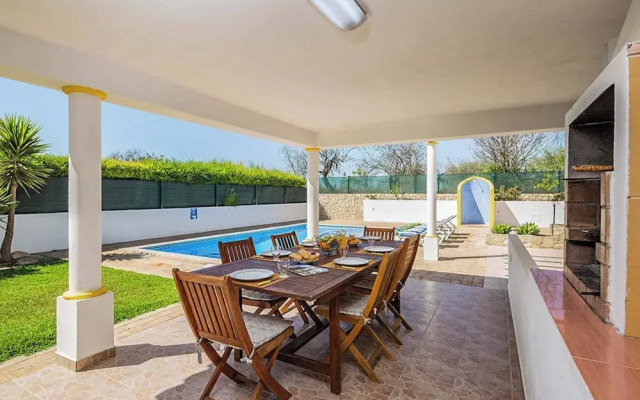 Villa Cordyline