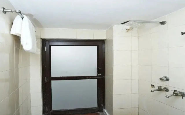 Parampara Garden By OYO Rooms