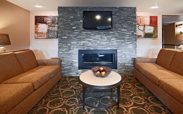 Comfort Inn & Suites Copley Akron