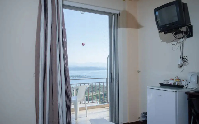 Trinasus Hotel