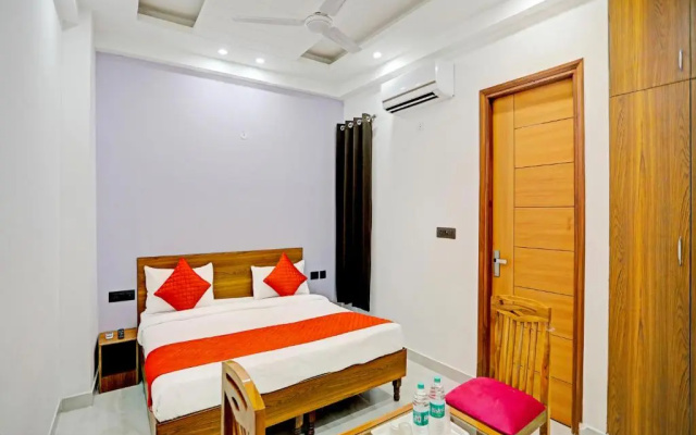 Hotel Golden Admire- Noida Sector 56