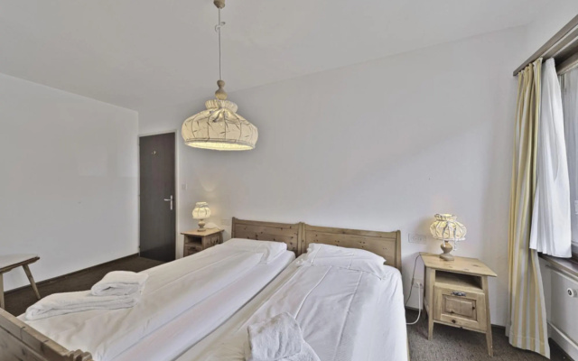 Chesa Arlas - St. Moritz-Chesa Arlas - St. Moritz