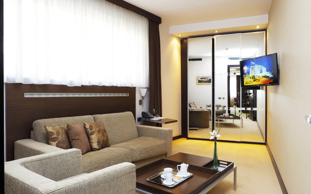 In Hotel Belgrade