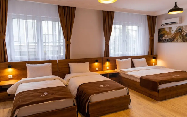 Hotel City