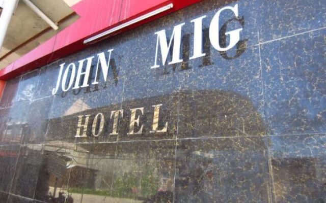 Отель John Mig Hotel Филиппины, Лапу-Лапу - отзывы, цены и фото номеров - забронировать отель John Mig Hotel онлайн вид на фасад