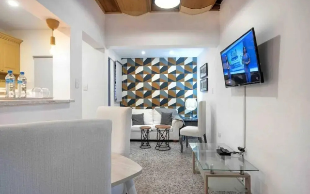 Apartment in Gazcue Sleeps 6