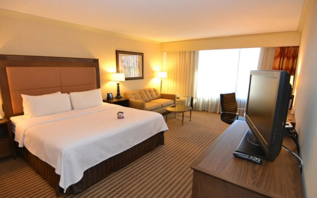 Crowne Plaza Hotels & Resorts Reading