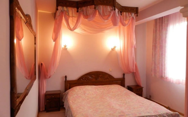 Elena Hotel