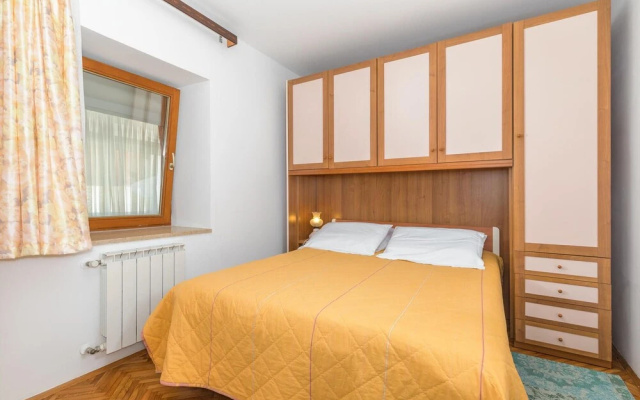 Awesome Apartment in Zambratija With Wifi and 2 Bedrooms