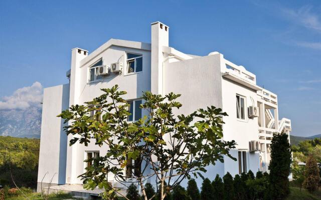 Апартаменты Maki Apartments вид на фасад