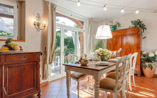 Farmhouse in Lucca With Private Pool