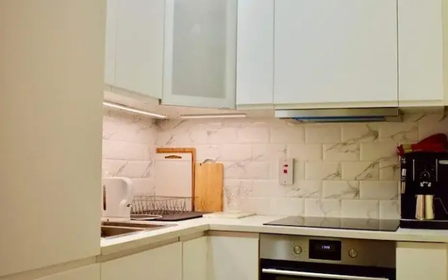 Airy 1 Bedroom Apartment in Central Dublin